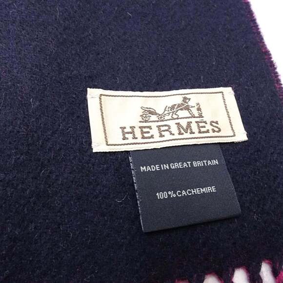 HERMES Pink Scarf - Picture 8 of 9